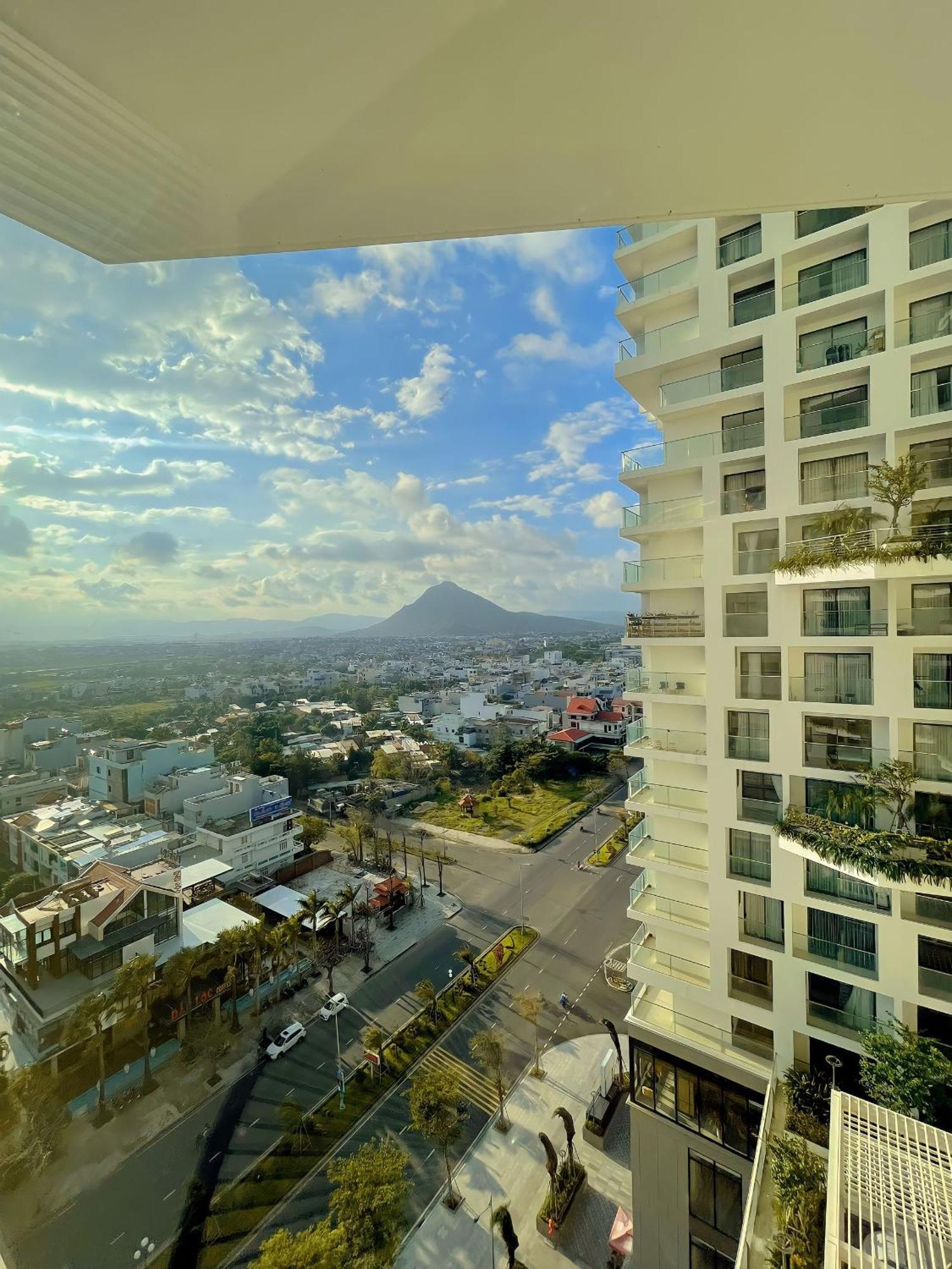Luna Apartment - Apec Mandala Phu Yen Туихоа Экстерьер фото